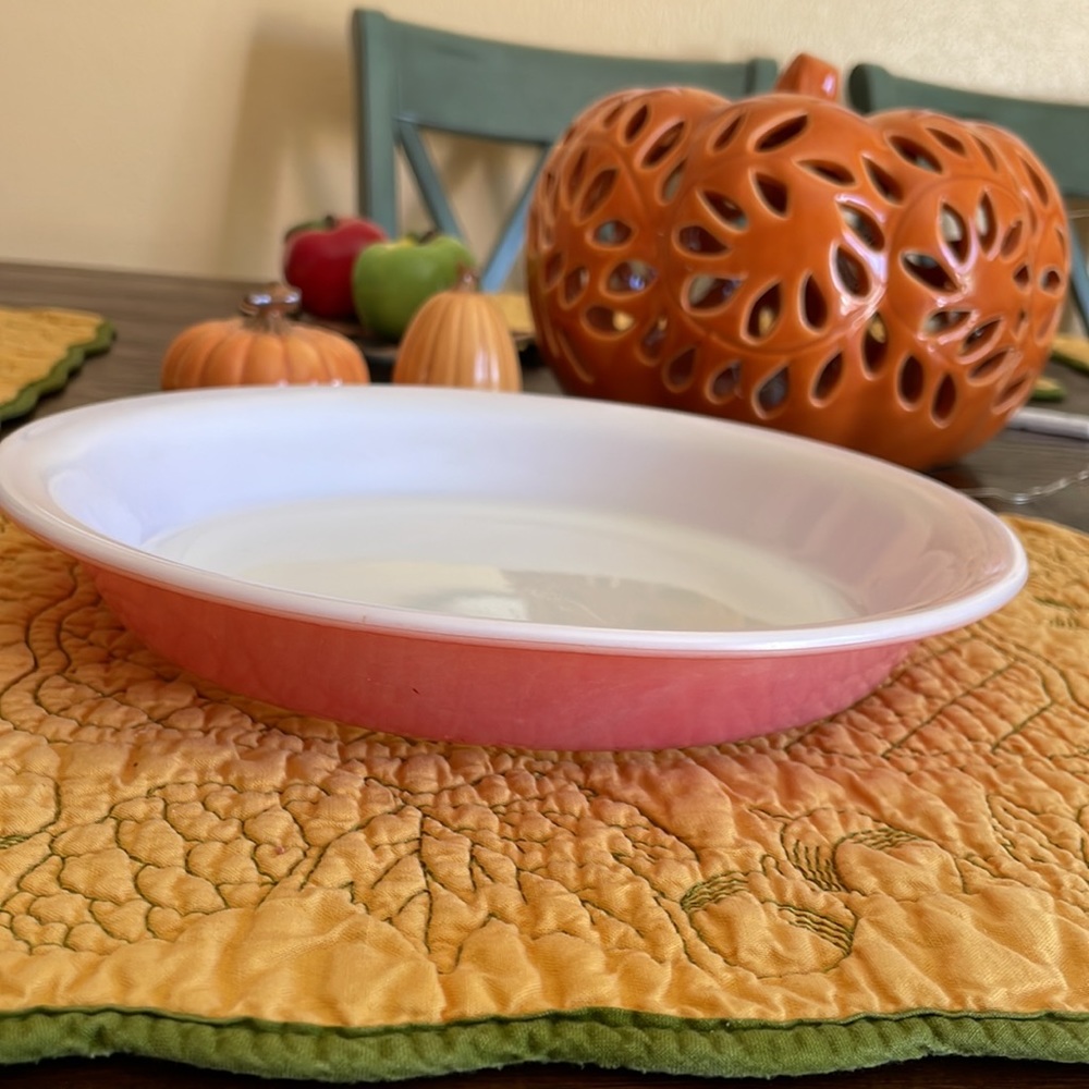 Pyrex vintage pink flamingo 🦩 pie plate 1950-60. 909 9” exc cond for 1950’s